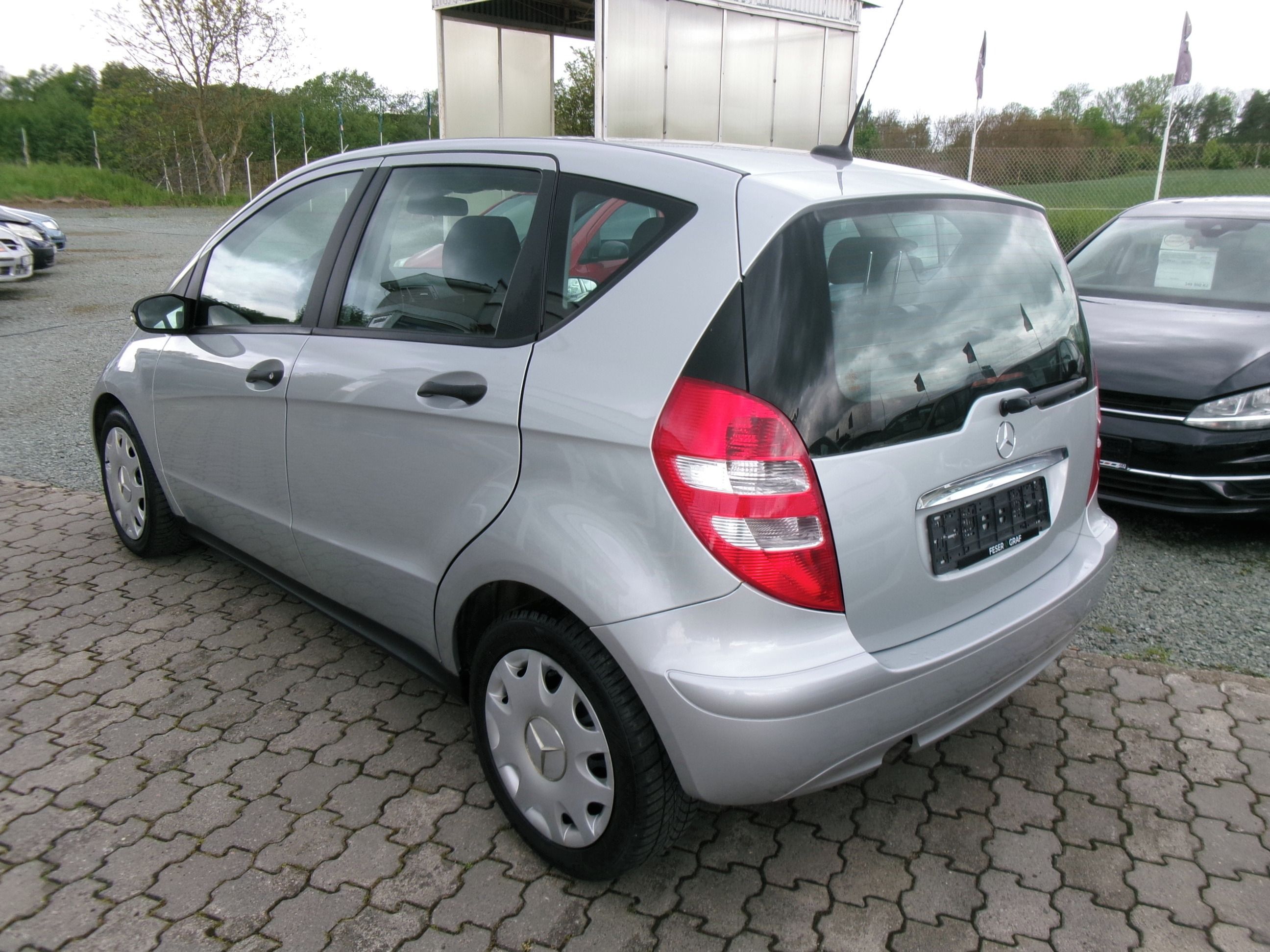 Mercedes-Benz Třídy A, 200i 100kw,1.maj.serviska - fotka 5