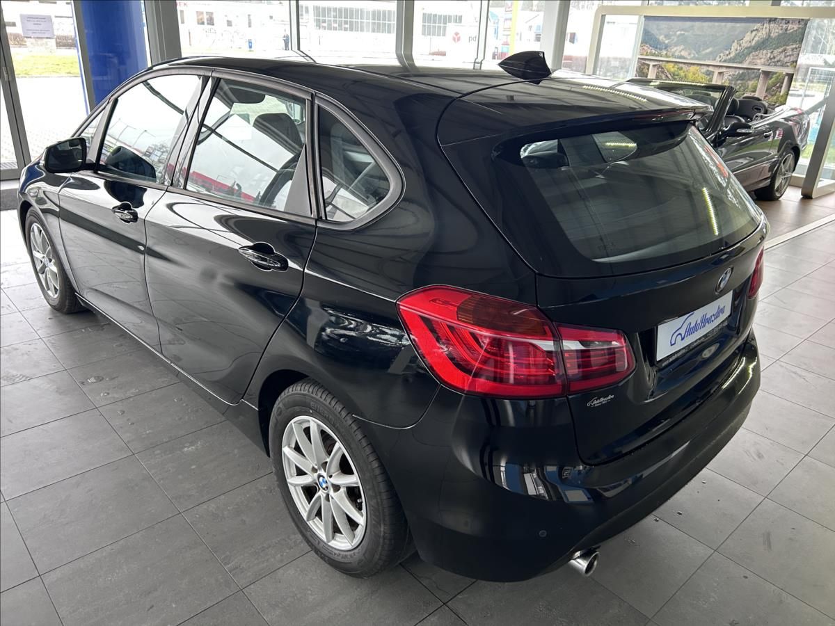 BMW Řada 2, 2,0   218d,ActiveTourer,2.maj - fotka 5