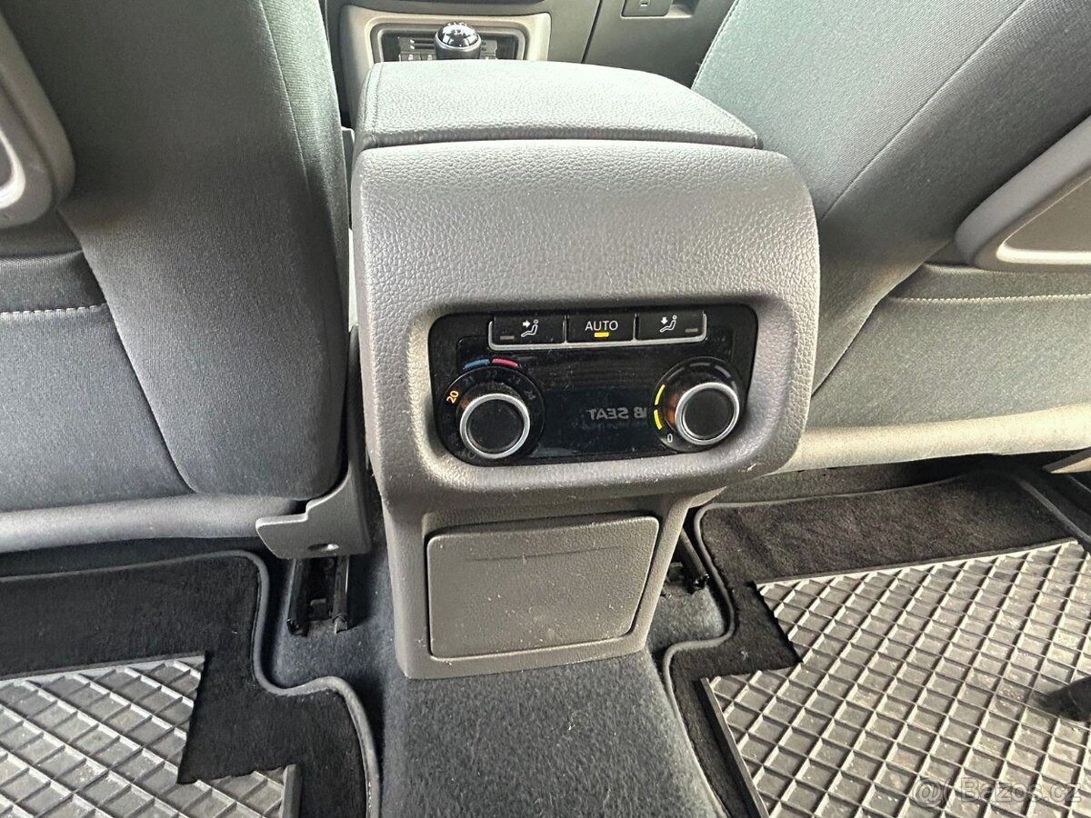 Seat Alhambra - fotka 6