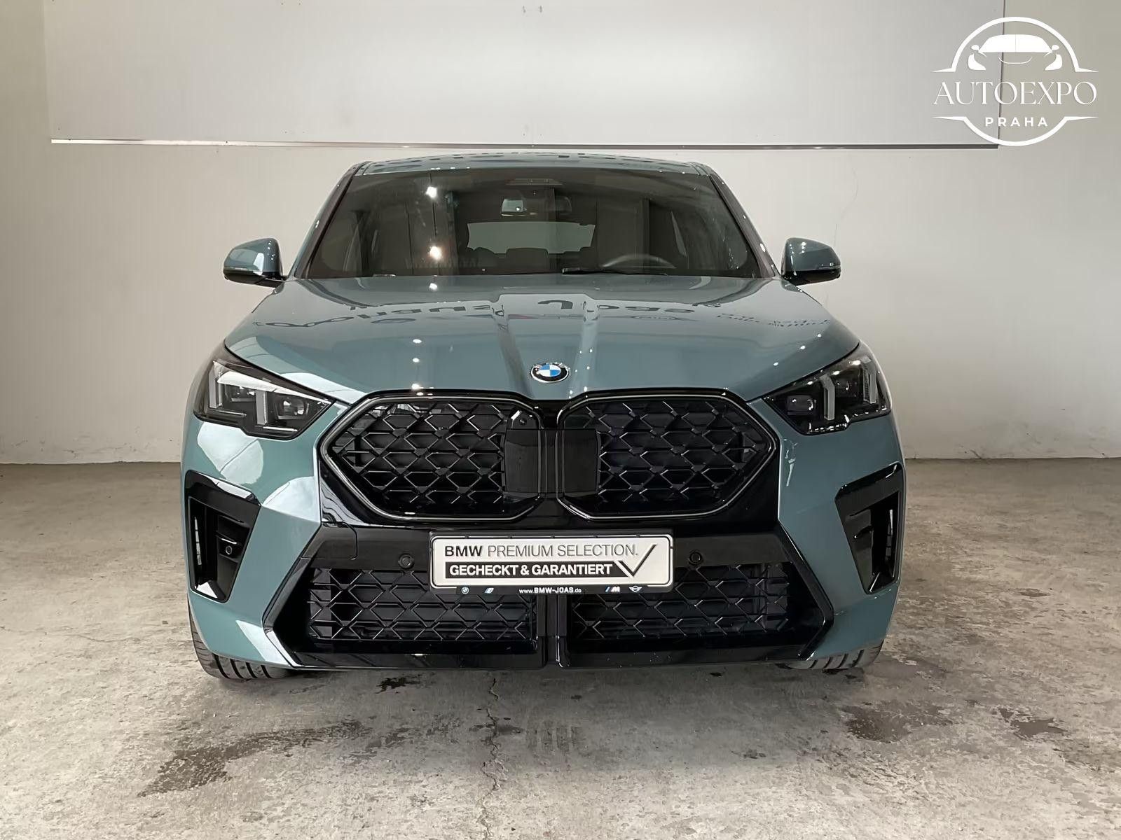 BMW X2, xDrive20d M Sportpaket - fotka 2