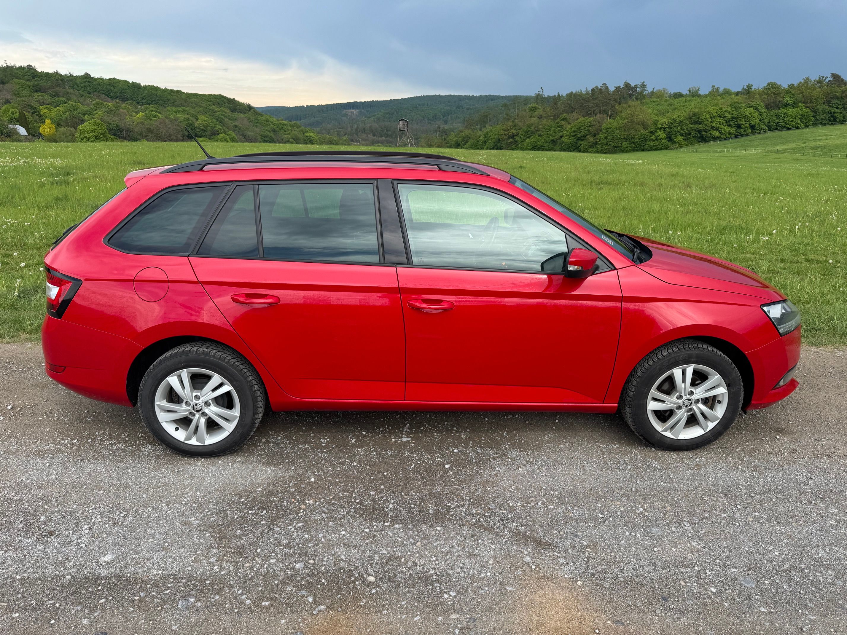 Škoda Fabia, 1.0TSI AMBITION+ TOUR KOUP. ČR - fotka 6