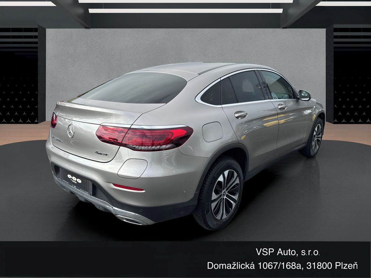 Mercedes-Benz GLC, 300de 4MATIC Coupe - fotka 5