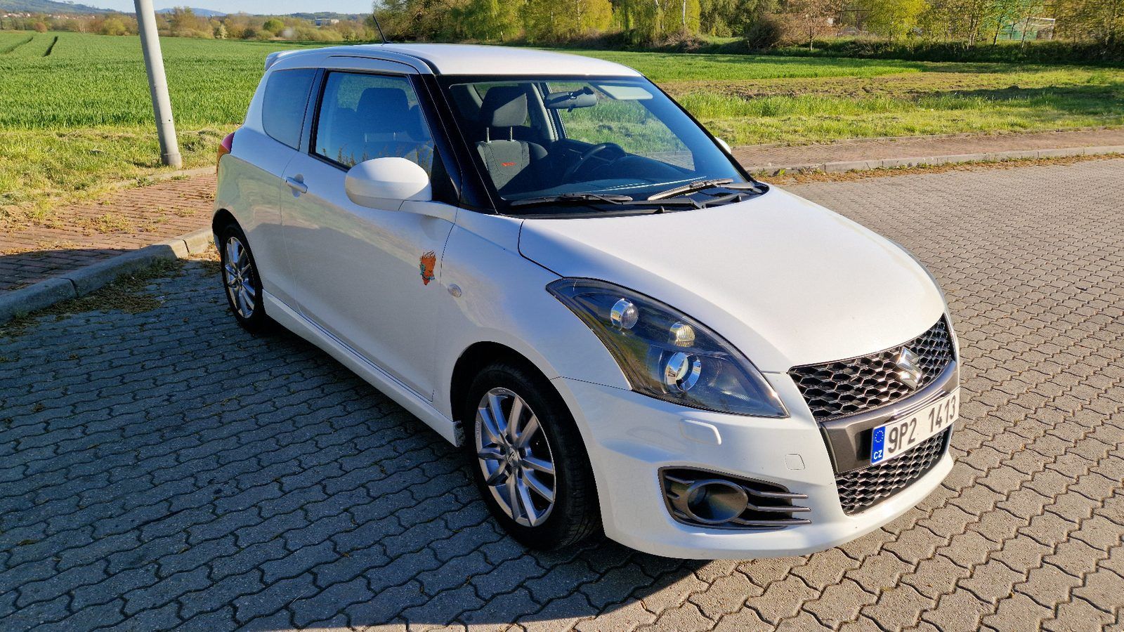 Suzuki Swift, Suzuki Swift Sport 1.6 - fotka 4