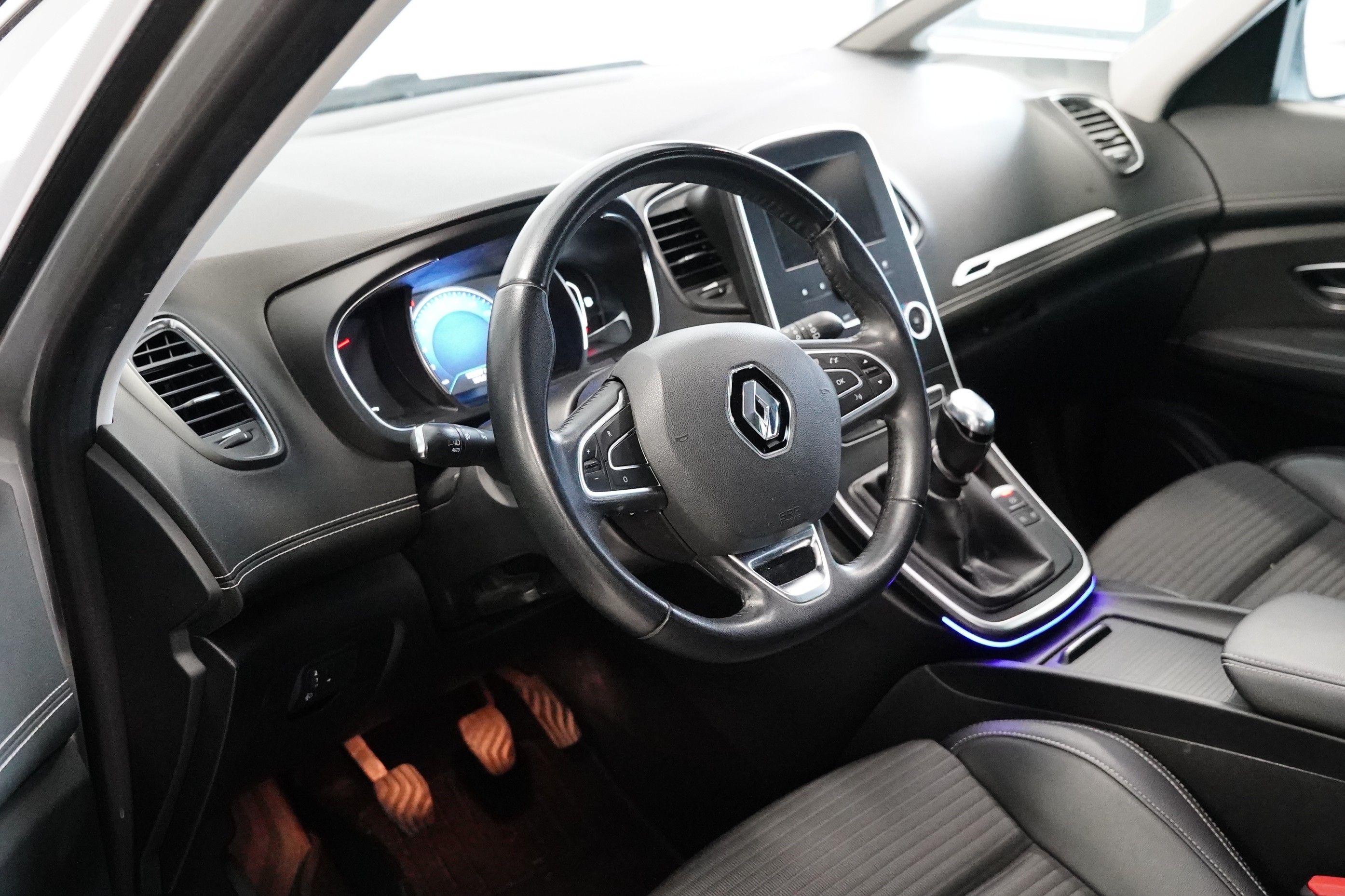 Renault Scénic, 1.5 dCi 81 kW Energy Intens - fotka 5