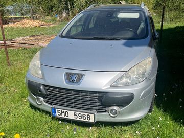 Combi, 1,6i automat, tažné