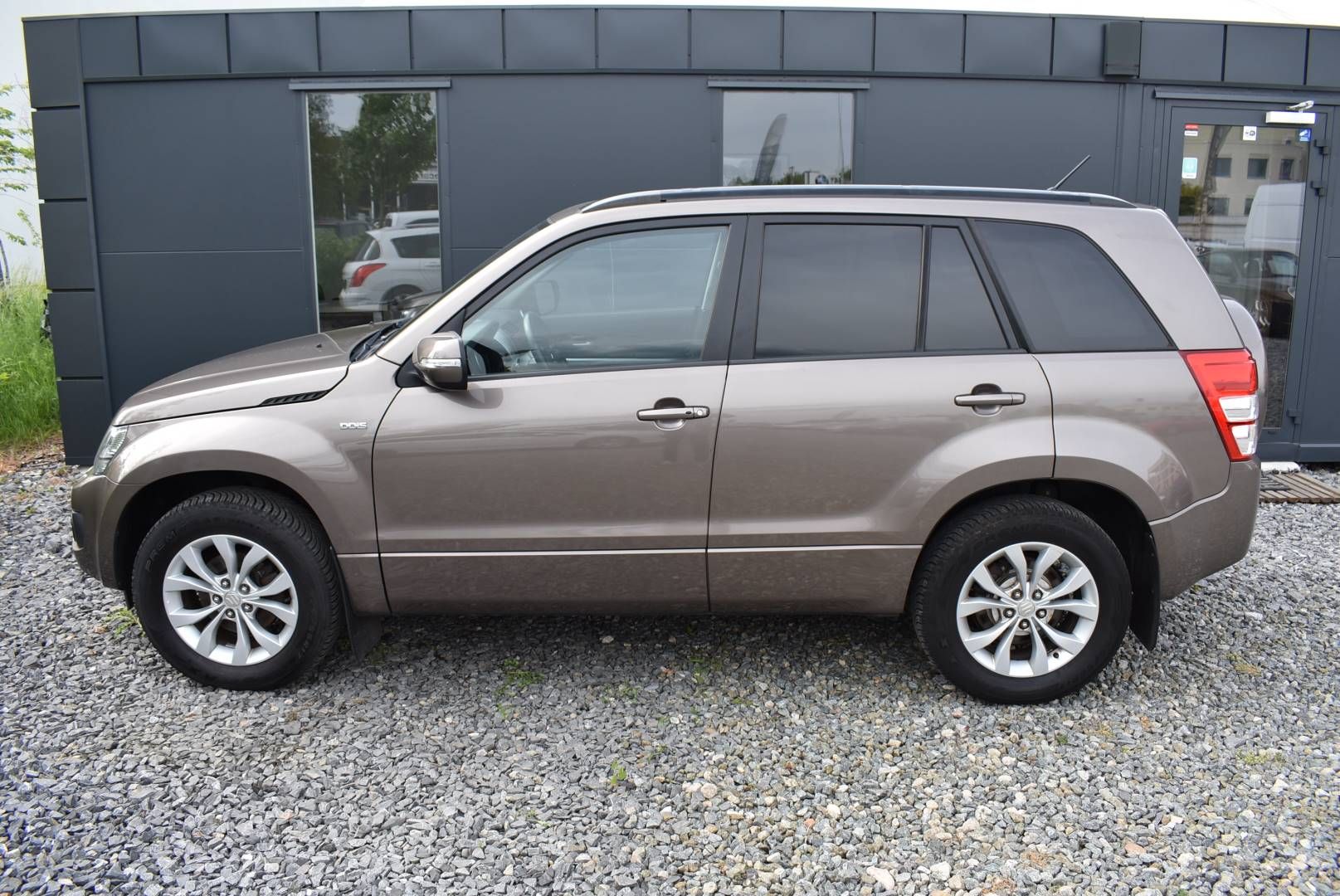 Suzuki Grand Vitara, 1,9 DDiS 1M,4X4,TZ,PO SERVISE - fotka 2