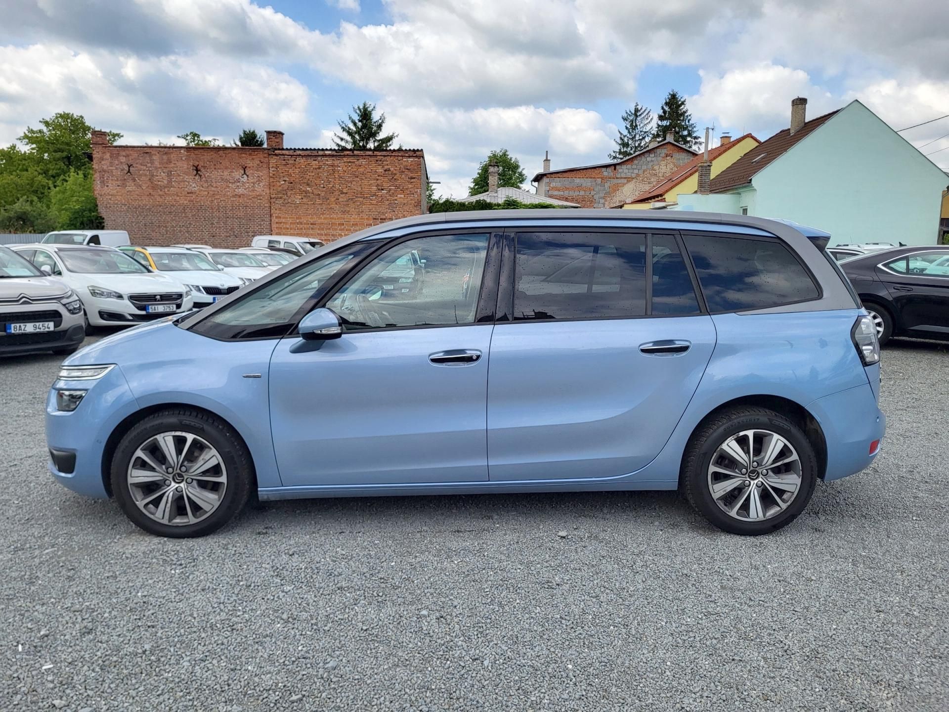Citroën Grand C4 Picasso, 2.0 eHDi autom EXCLUSIVE 7míst - fotka 2