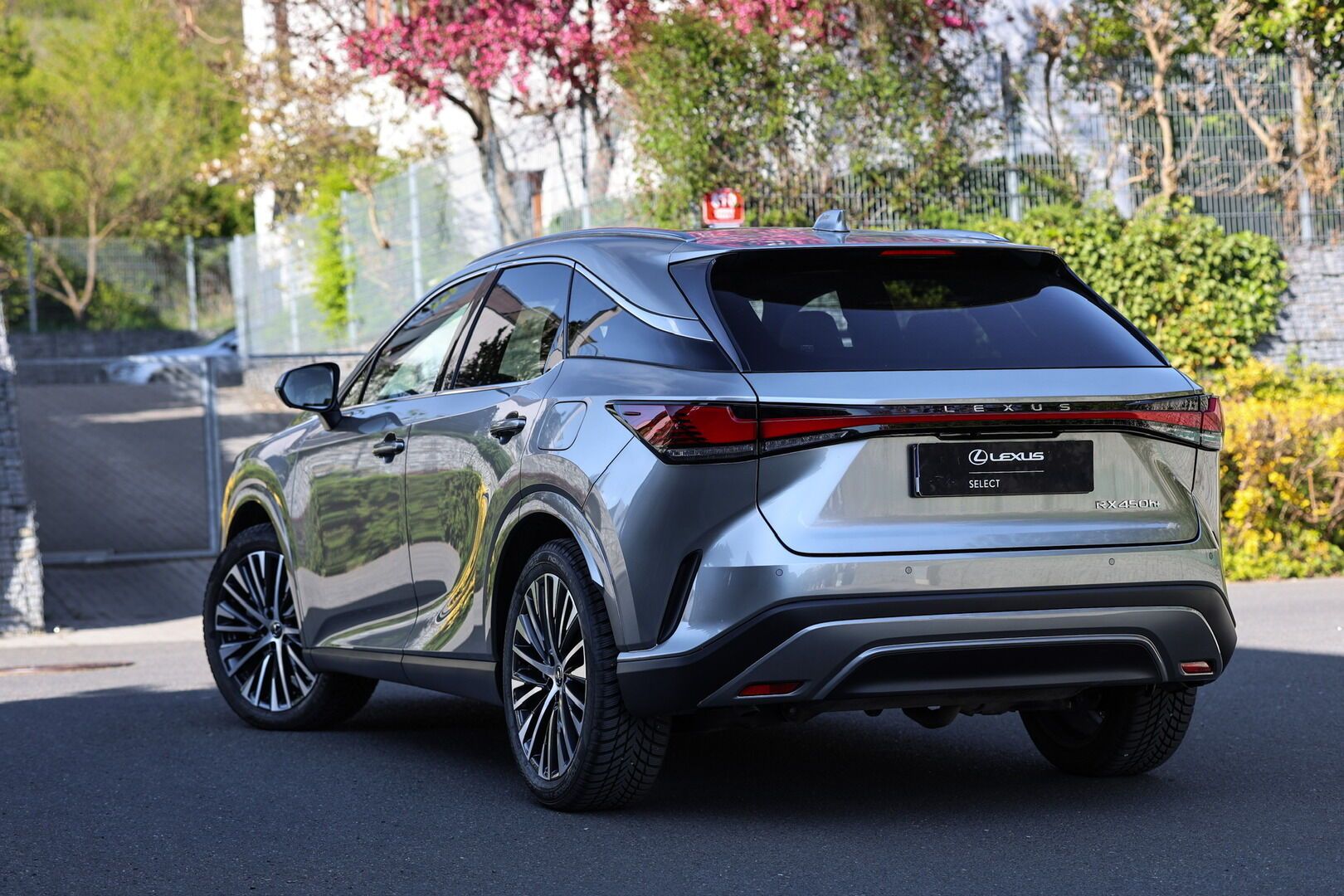 Lexus RX 450h+, 450H+ 2,5 PHEV EXECUTIVE PLUS - fotka 2
