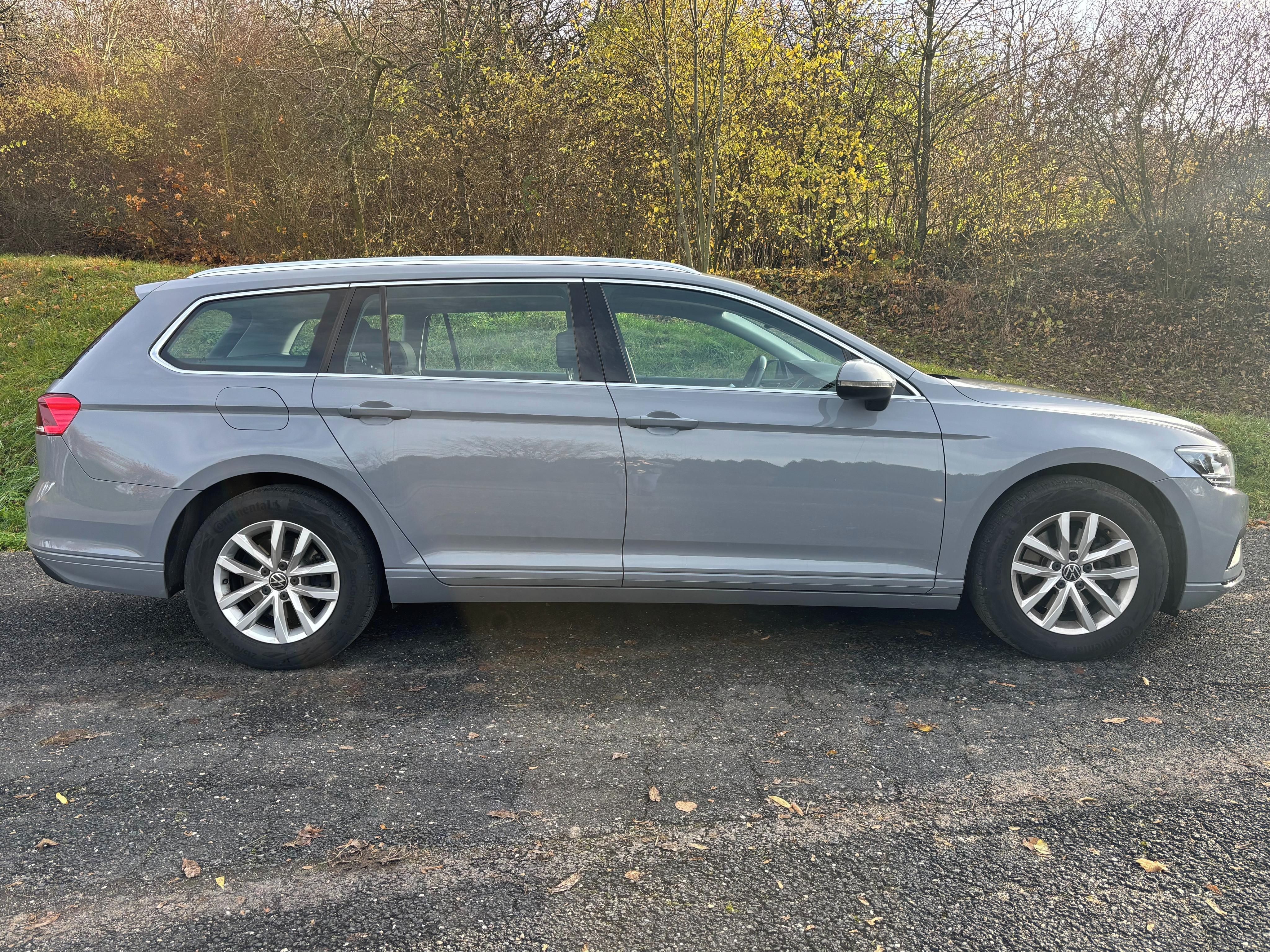 Volkswagen Passat, Variant 1,5TSI EVO Business ČR - fotka 4