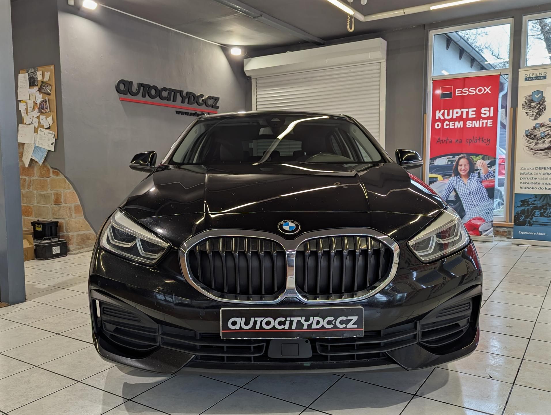 BMW Řada 1, 118 i 103kW A/T, LED, LANE - fotka 2