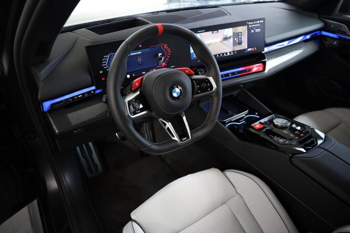 BMW M5, Touring - fotka 2