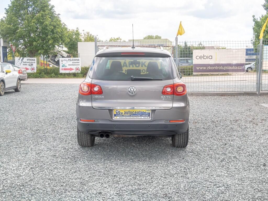 Volkswagen Tiguan, ČR 2.0TDI 125KW 4x4  - SERVIS - fotka 6