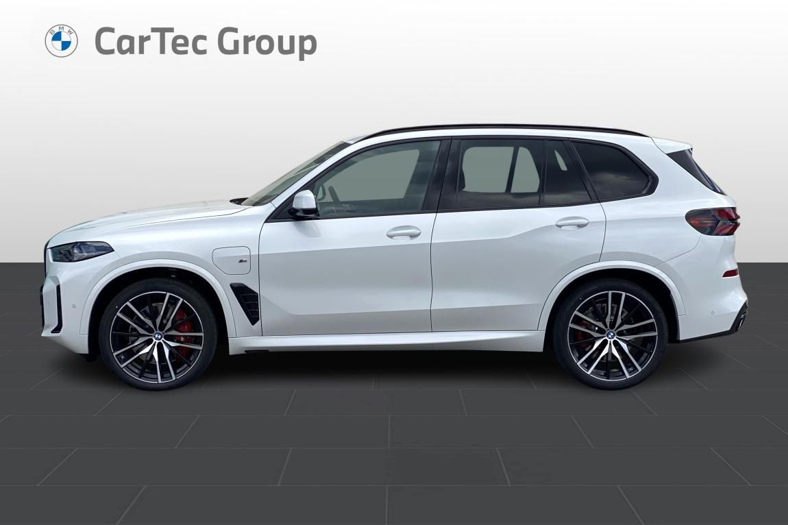 BMW X5, xDrive50e - fotka 4