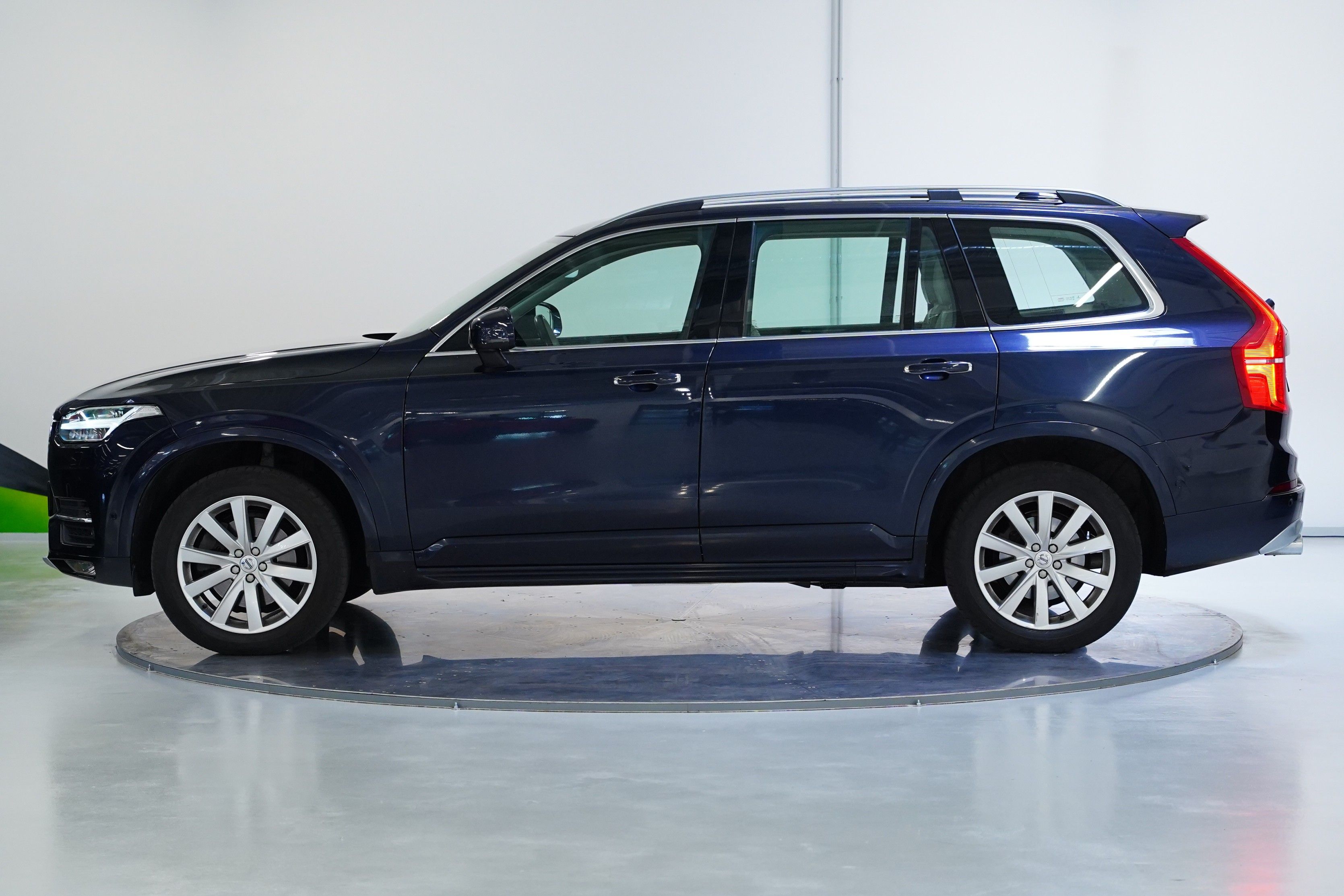 Volvo XC90, 2.0D 165 kW - fotka 3