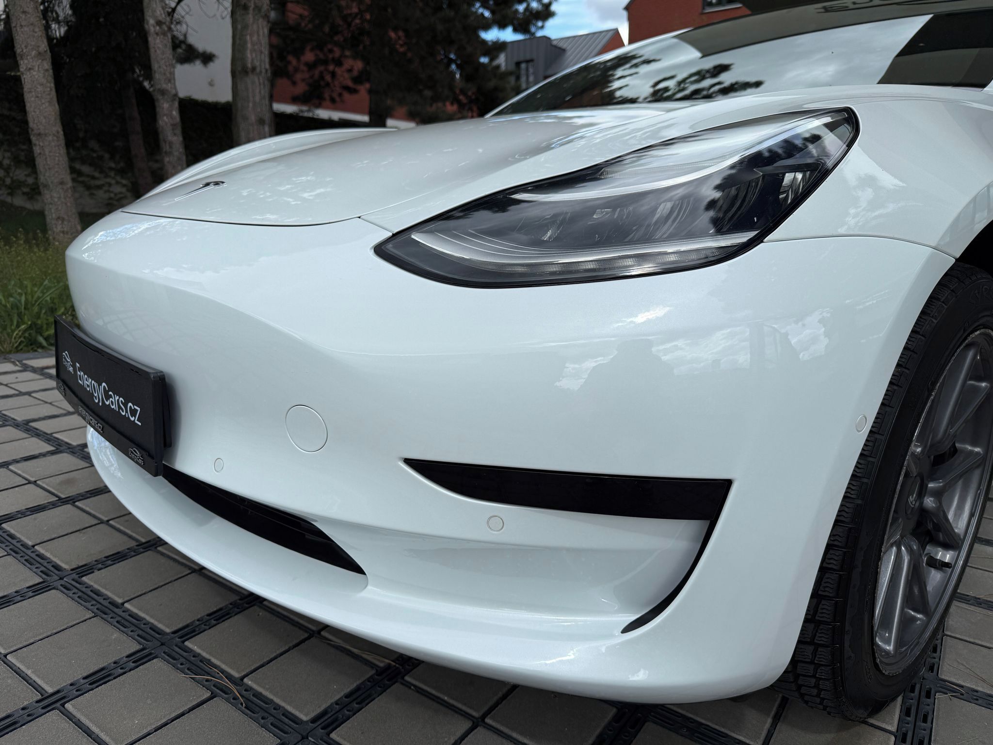 Tesla Model 3, Standart Range Plus - fotka 5