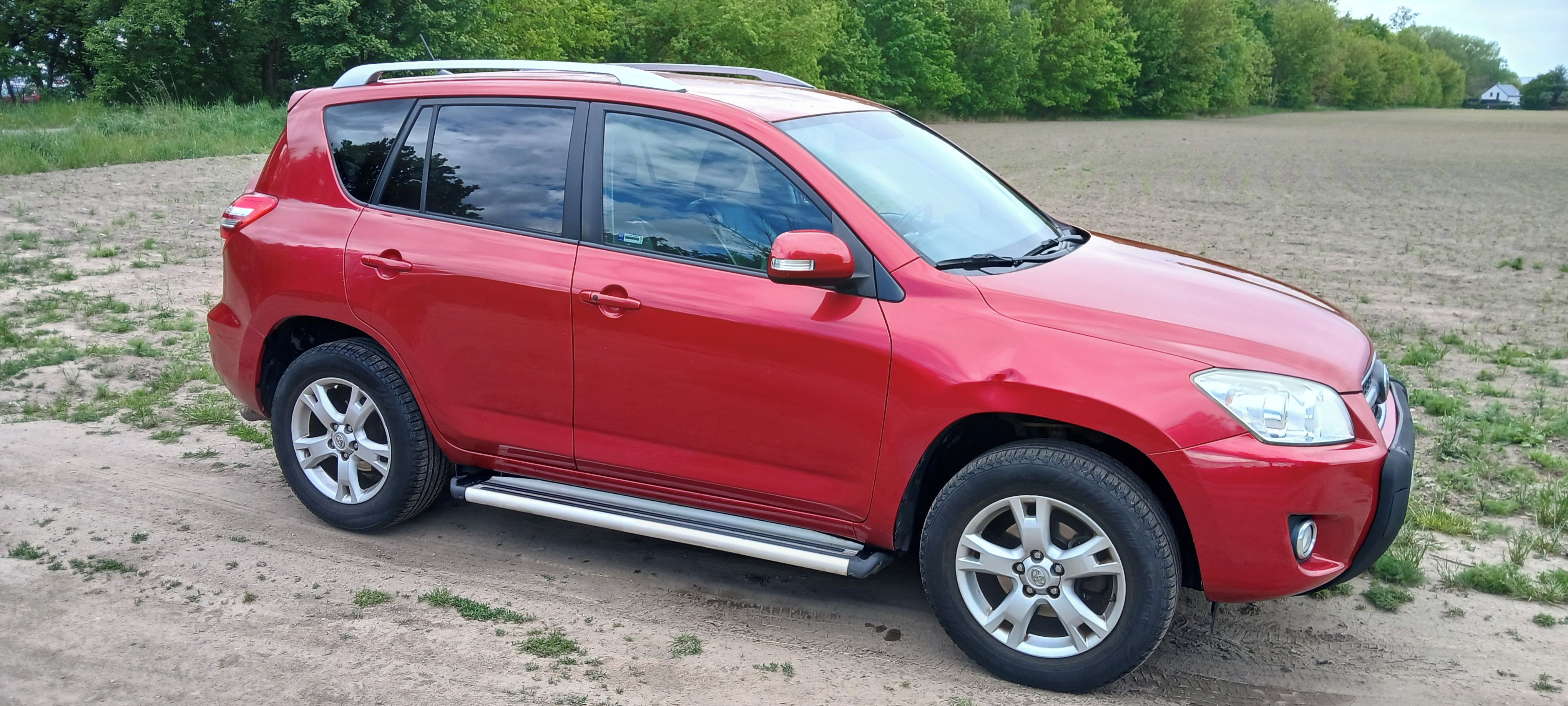 Toyota Rav4, 2,0 benzin  super výbava - fotka 4
