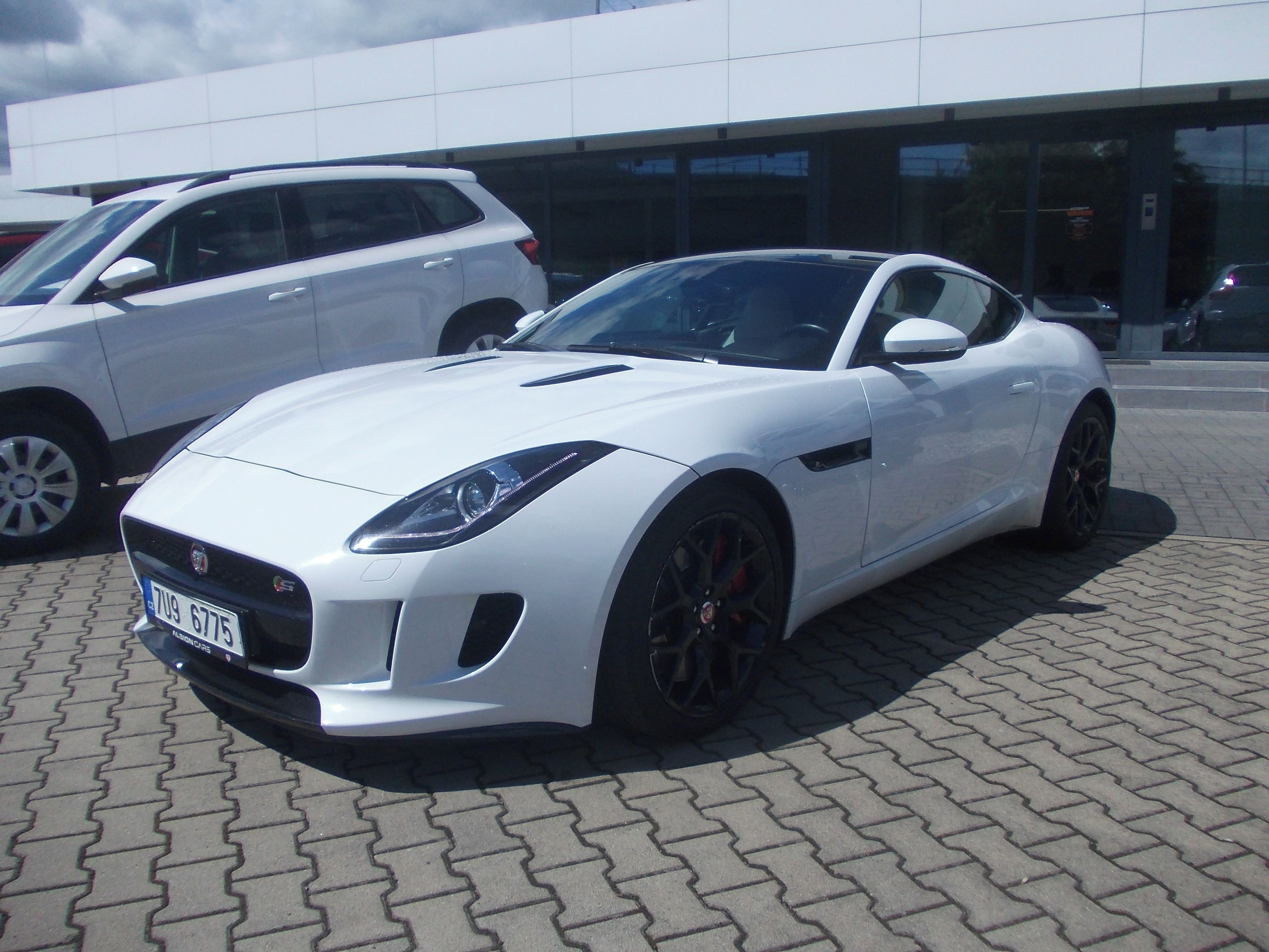 Jaguar F-Type, 3.0 V6 280KW - fotka 2