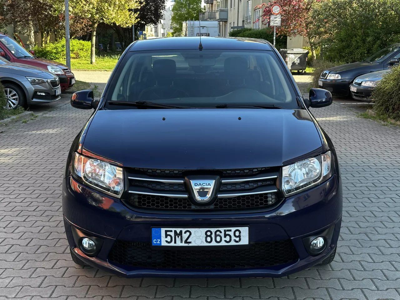 Dacia Logan, II 1.5 dCi Klima Navi Tažné - fotka 2