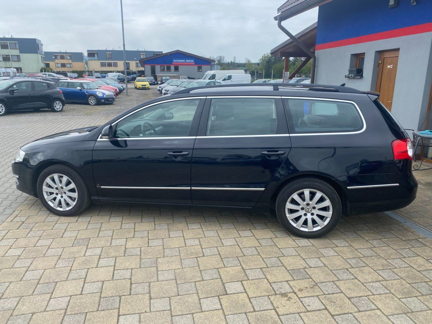 Volkswagen Passat Variant, 1.6 TDi 77 kW - fotka 6