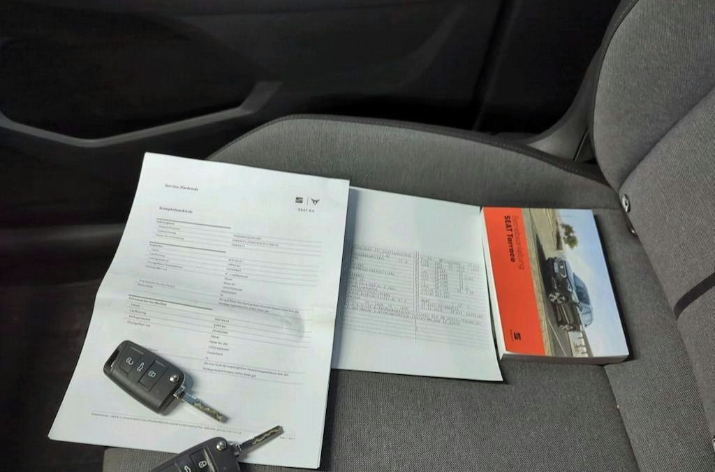 Seat Tarraco, 1,5TSi 110kW,7míst,tažné2x Alu - fotka 3