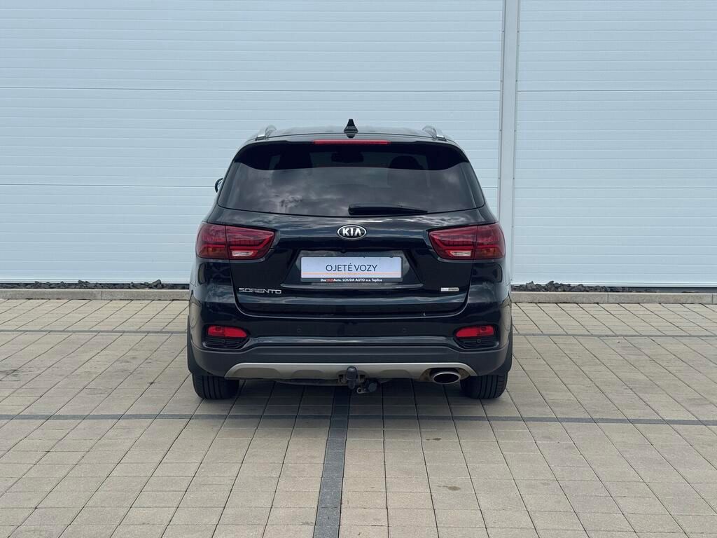 Kia Sorento, 2.2 CRDi 147 kW - fotka 6