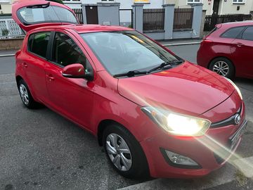Hyundai i20 1.2 servisovano
