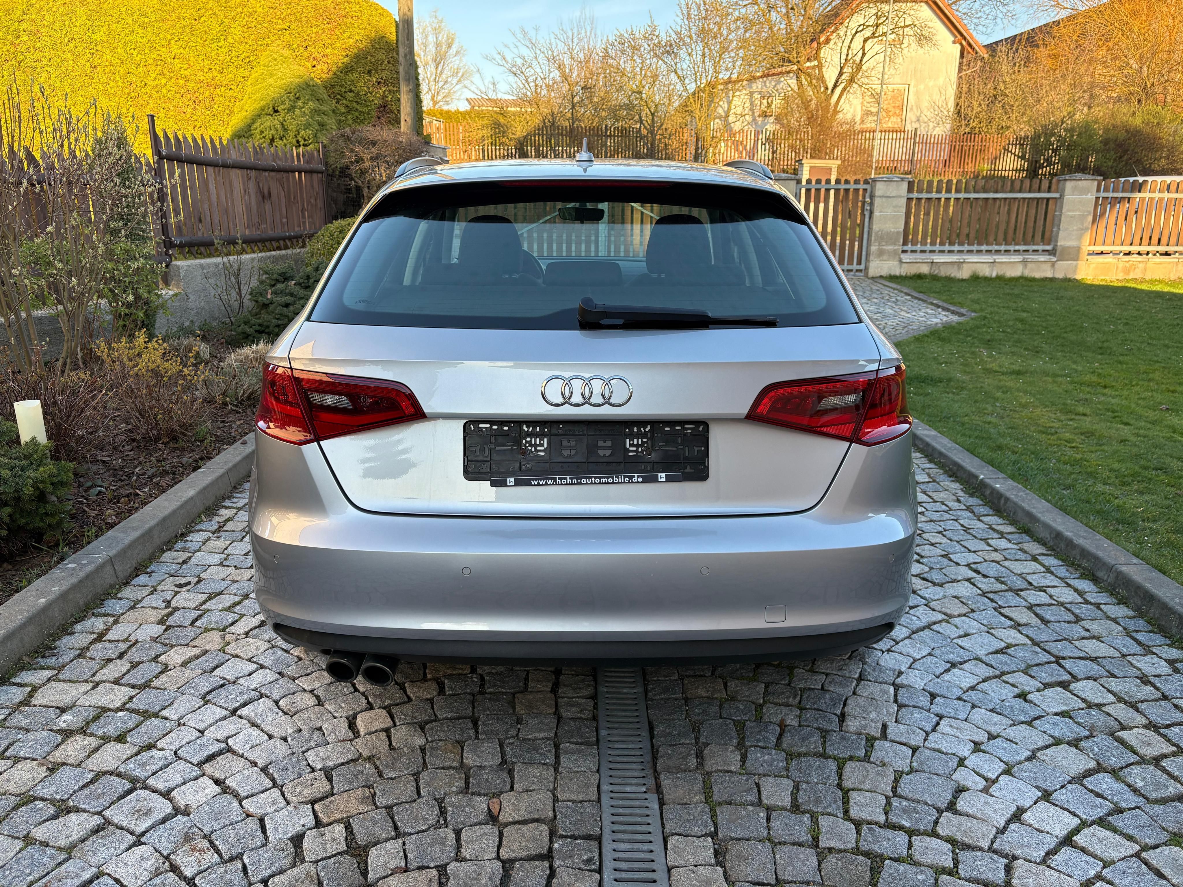Audi A3, 1,4 TFSI 110 KW Exclusive TOP - fotka 6