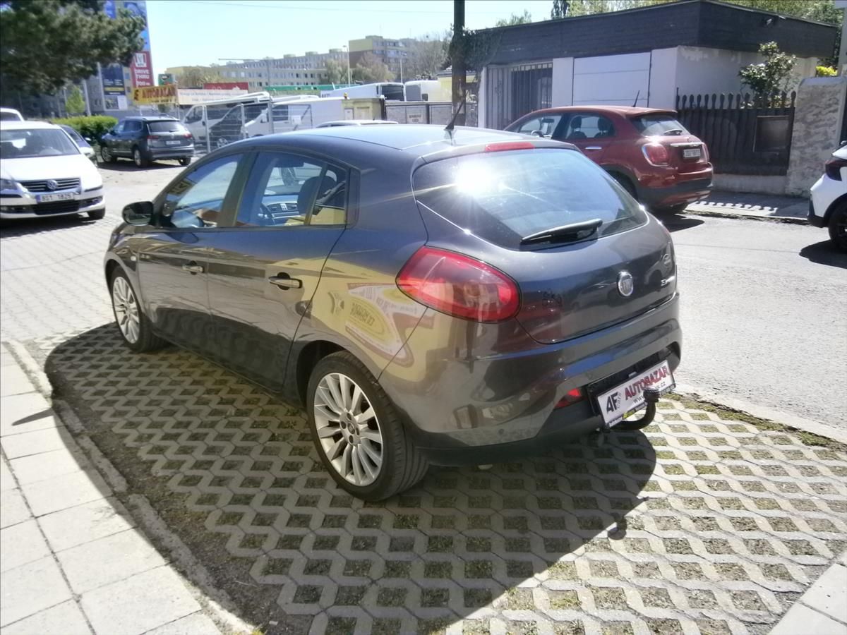 Fiat Bravo, 1,9 JTD KLIMA - fotka 4