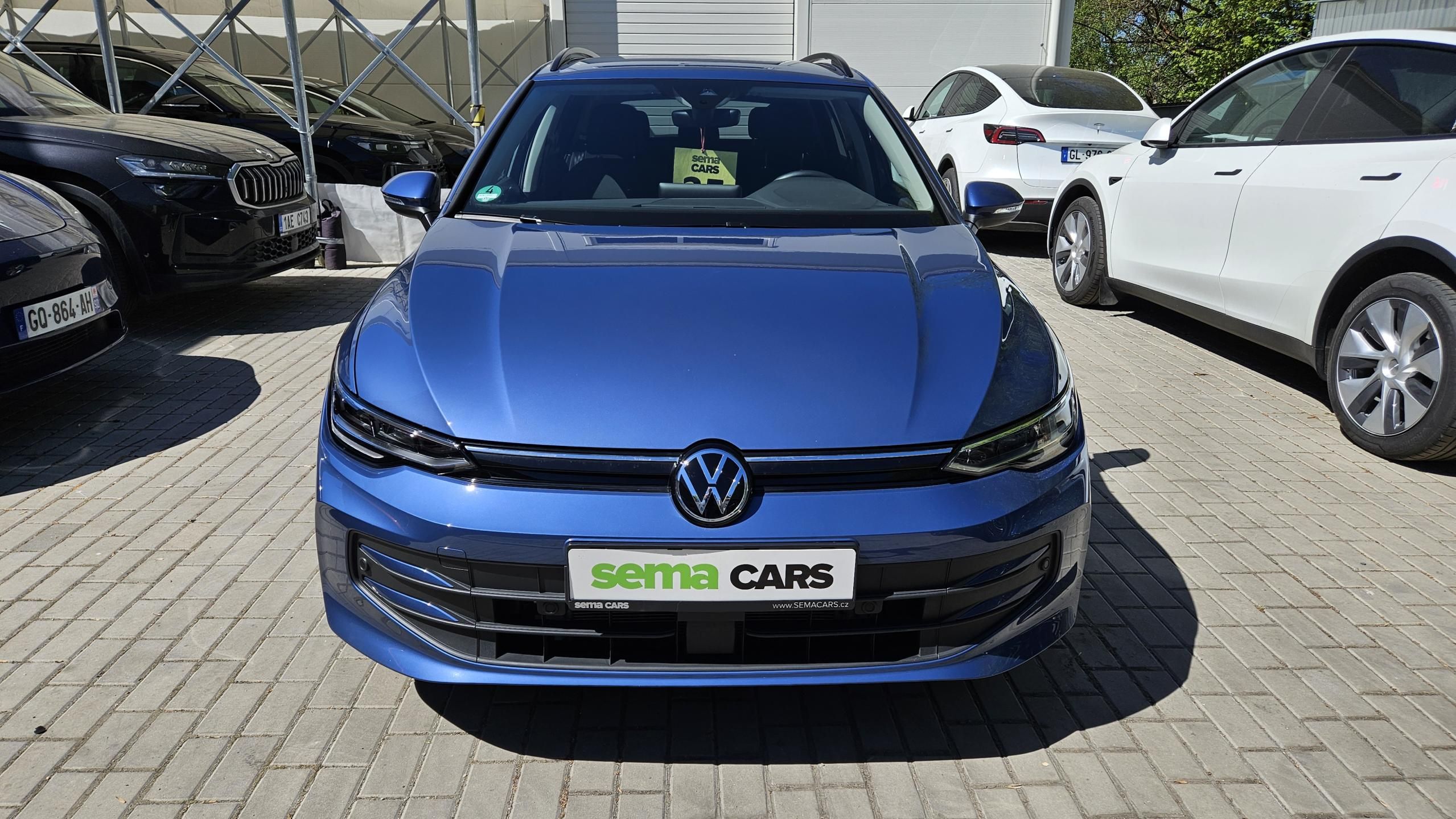 Volkswagen Golf Variant, 1.5 eTSI 85kW Life DSG7 - fotka 3