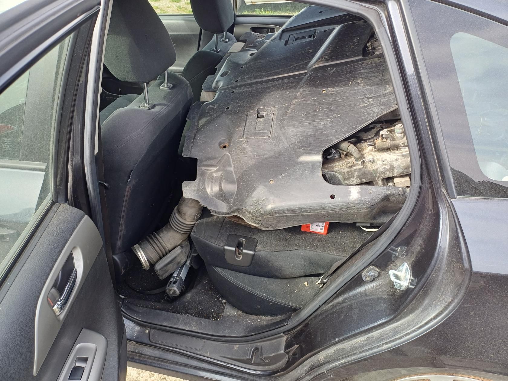 Subaru Impreza, 1.5i 79kW - fotka 6