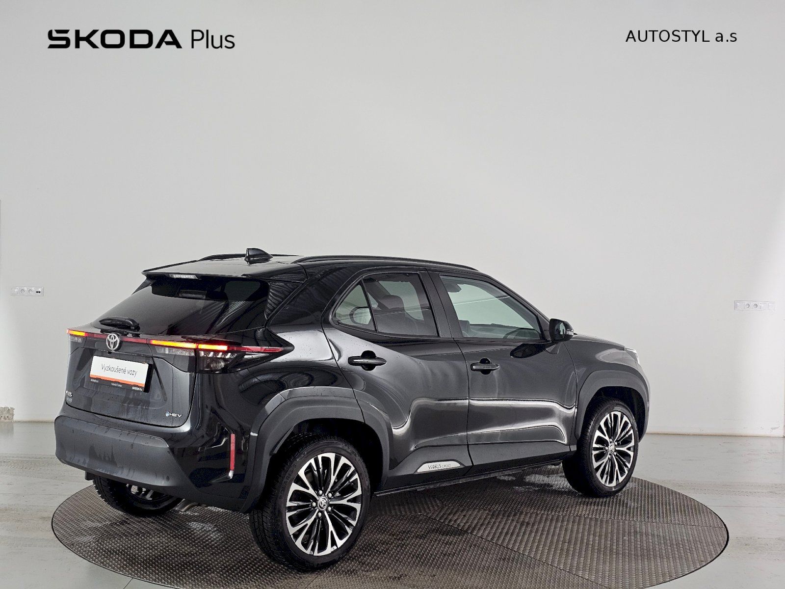 Toyota Yaris Cross, 1.5HEV 130k EXECUTIVE - fotka 2