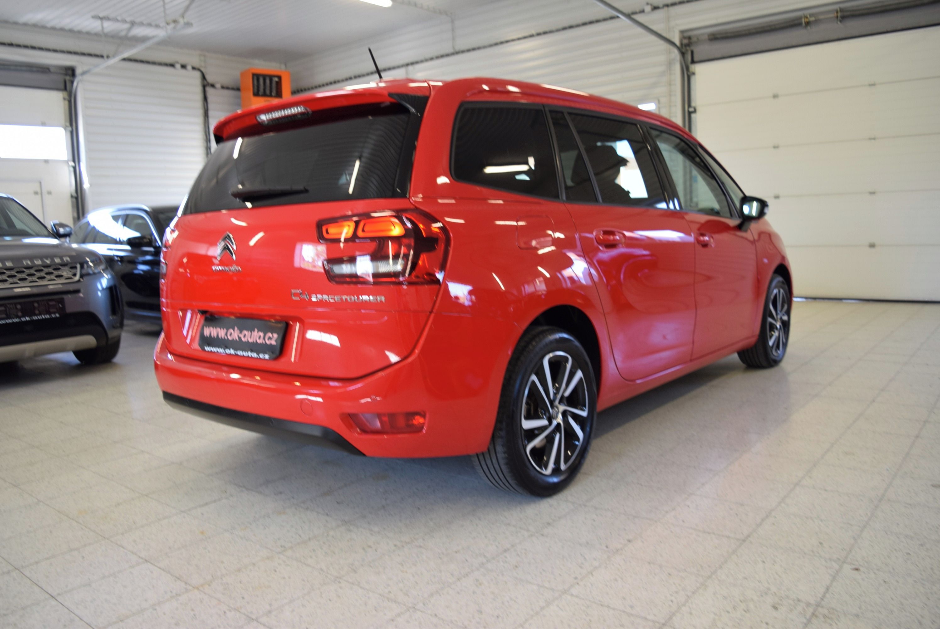 Citroën Grand C4 SpaceTourer, 1.5 BLUEHDI SHINE 7 MÍST-dph - fotka 6