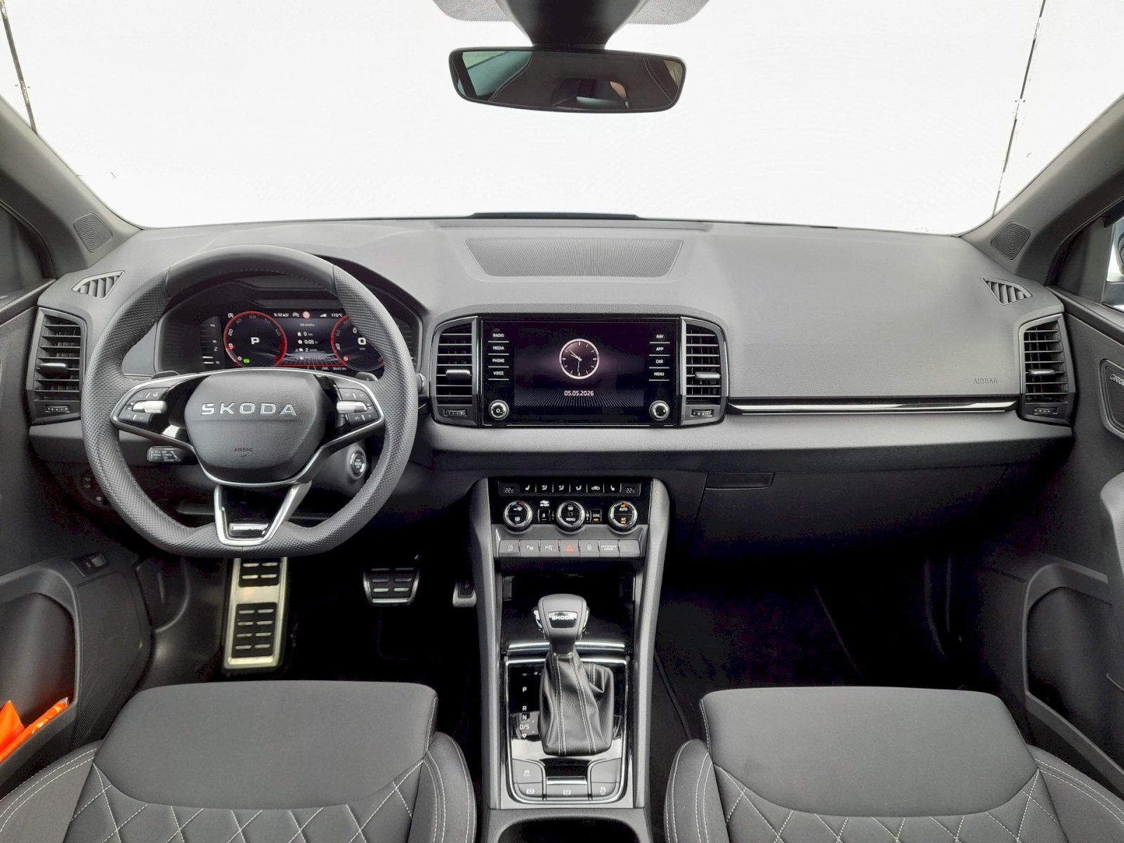 Škoda Karoq, Sportline 1.5 TSI 110kW 7AP - fotka 5