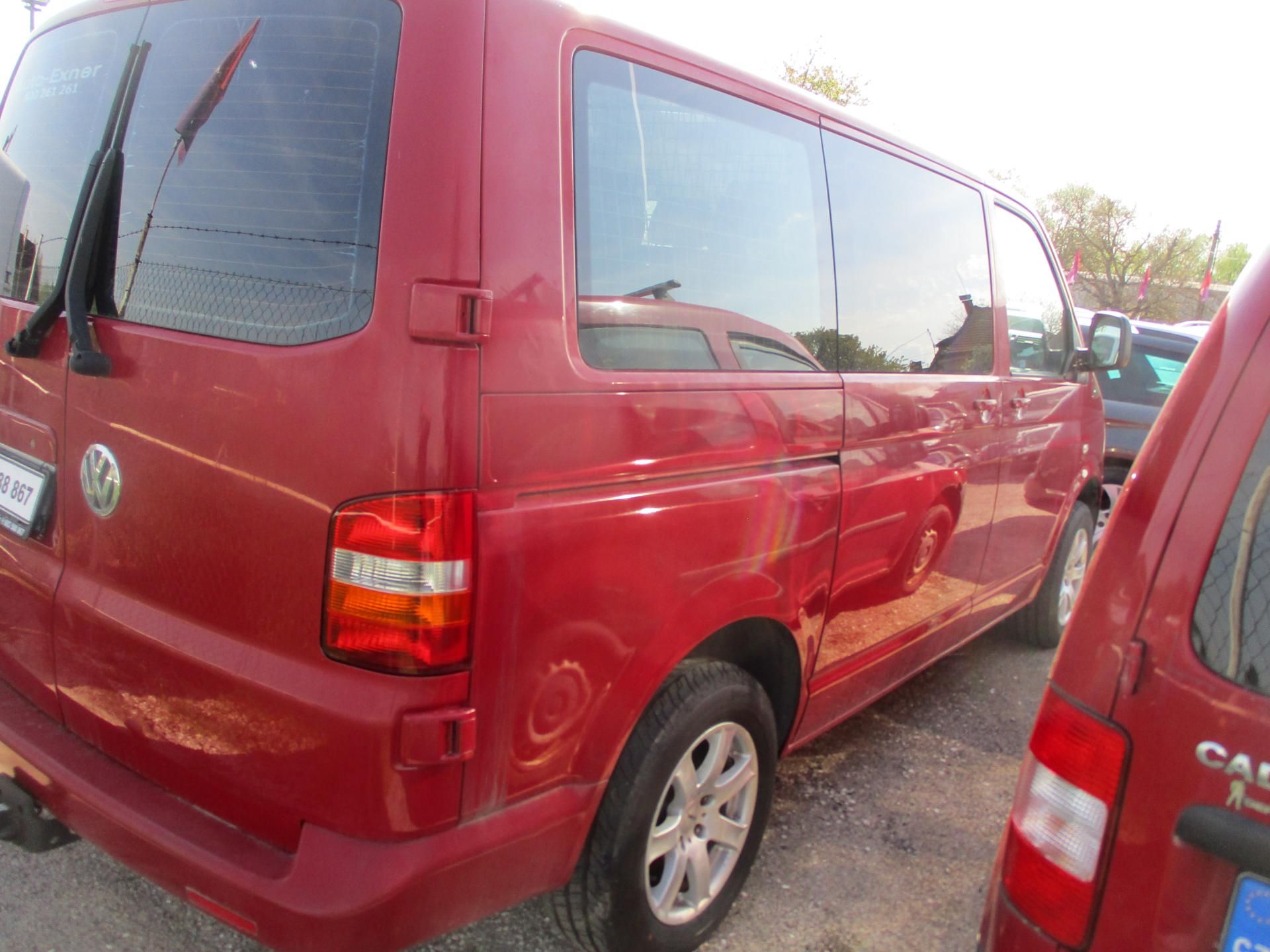 Volkswagen Transporter, 2,5 TDi servis doložen - fotka 3