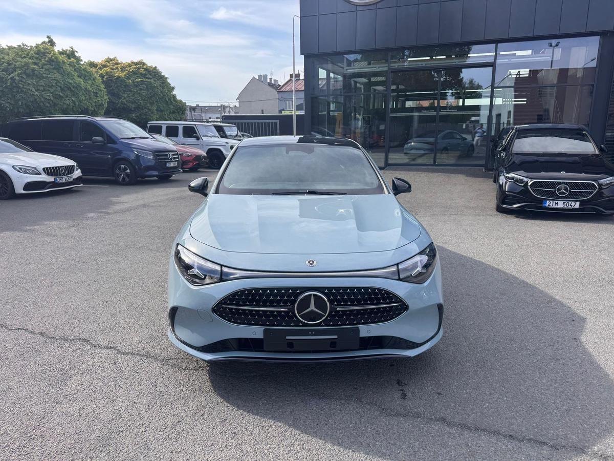 Mercedes-Benz CLA, 200 4MATIC - fotka 2