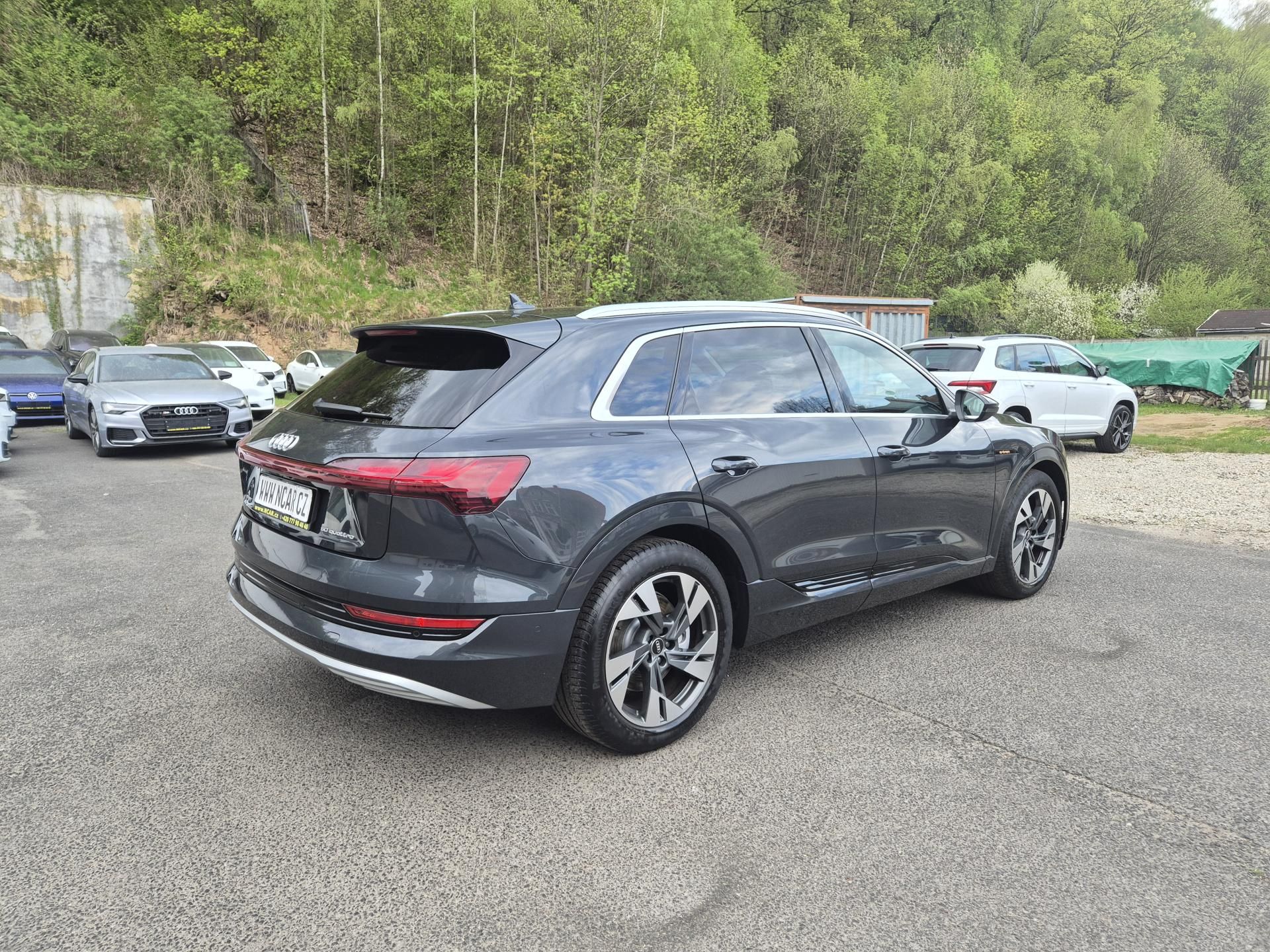 Audi e-tron, 50 QUATTRO 230kw 20ALU - fotka 5