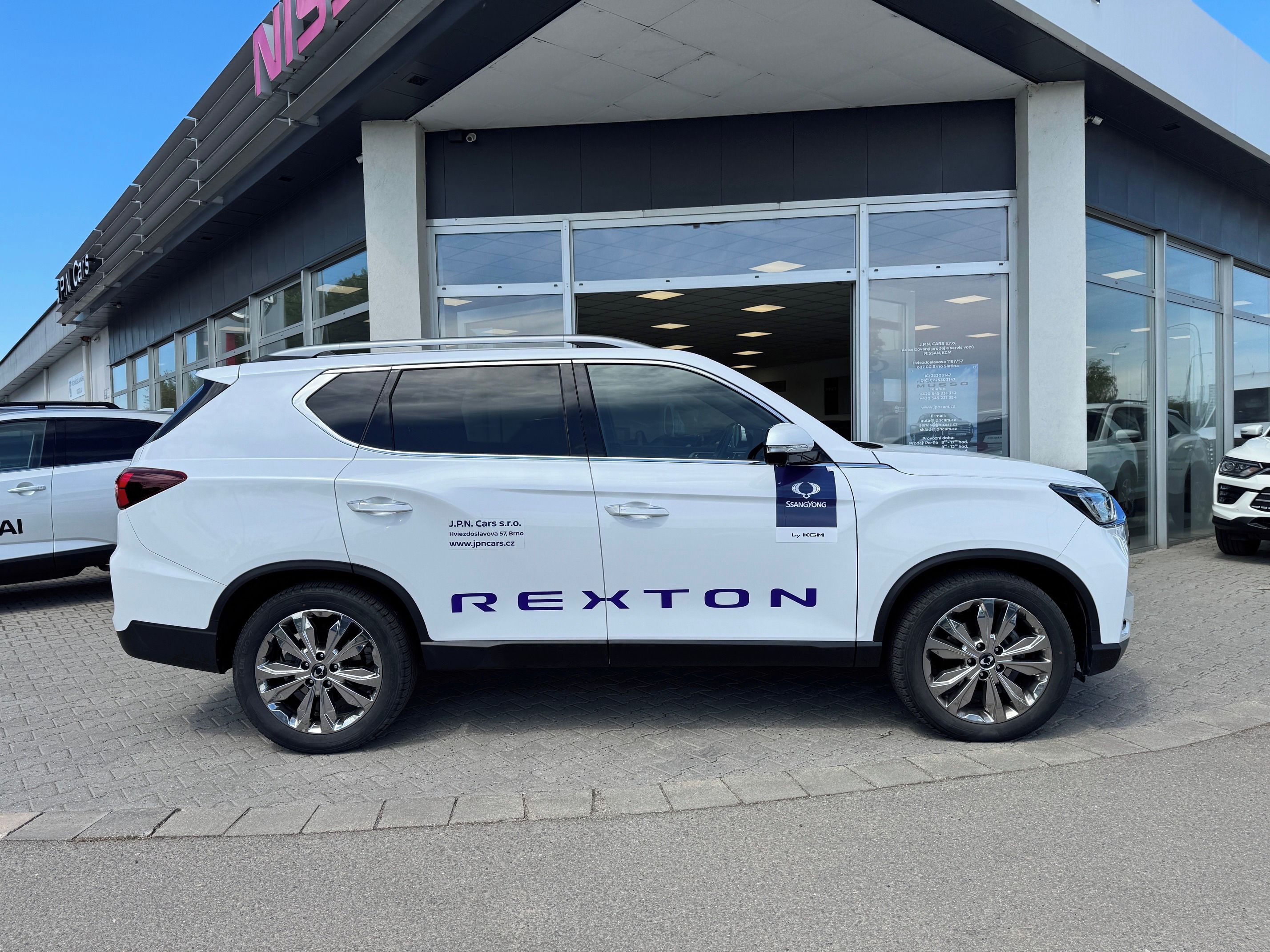 SsangYong Rexton, 2.2 XDI - předváděcí vozidlo - fotka 2