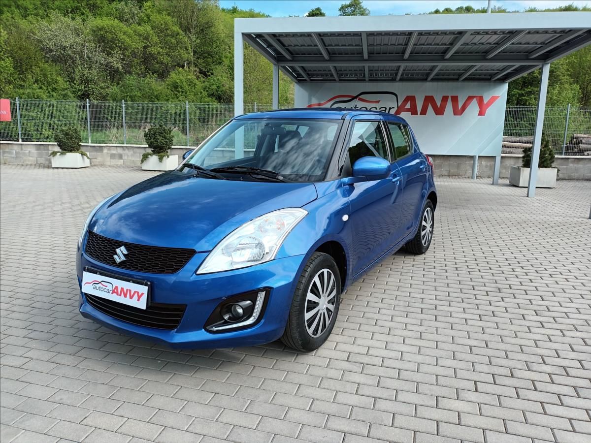 Suzuki Swift, 1,2 i,4x4,VÝHŘEV,SERVIS,KOLA,