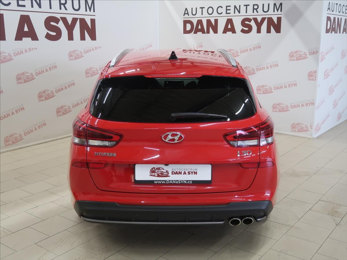 Hyundai i30, 1,6 CRDi Mild-Hybrid N-Line - fotka 5