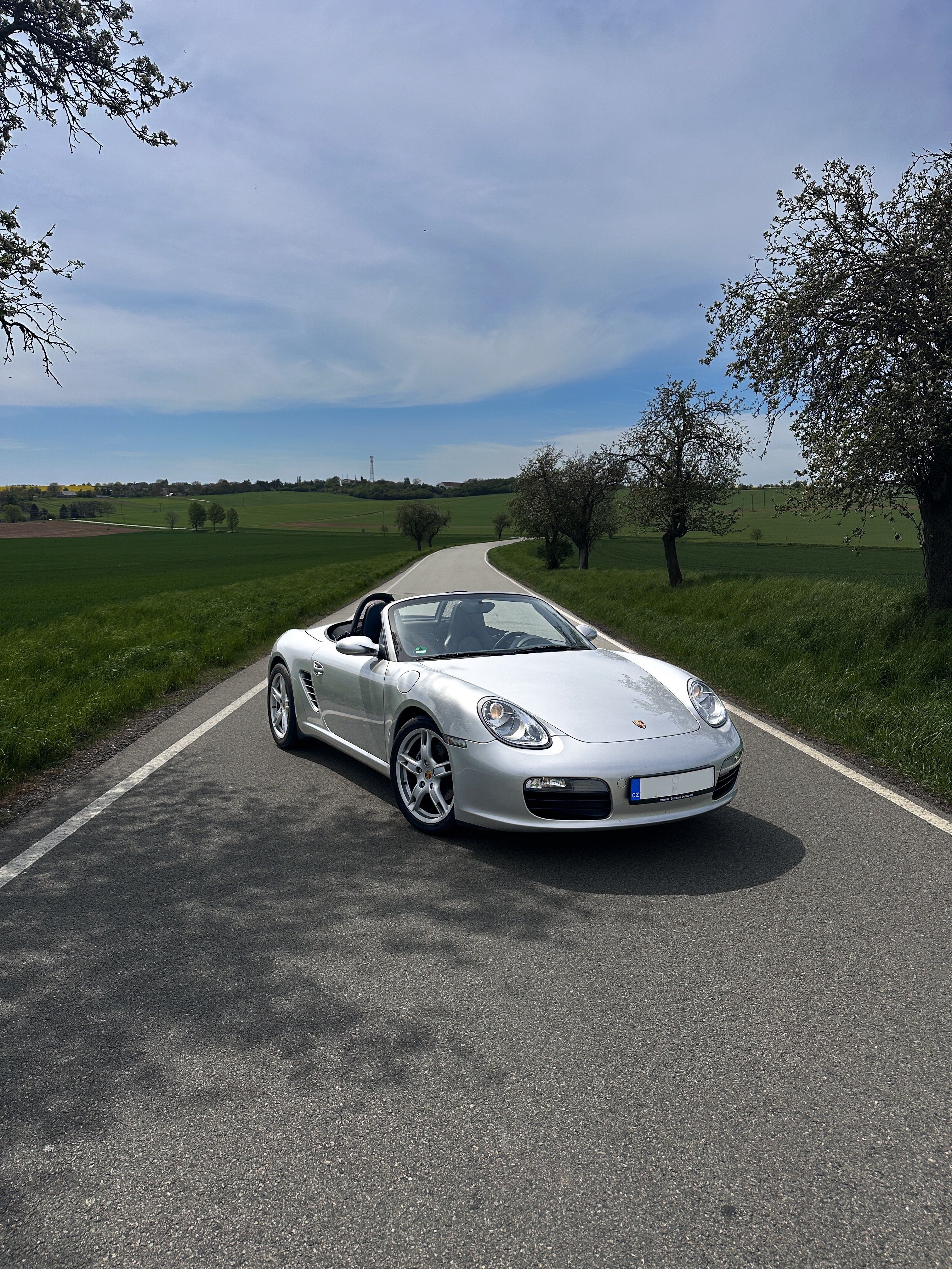 Porsche Boxster, 987 manuál, 1 lak, stav 1