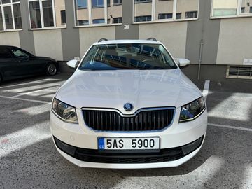DSG,ČR, kombi xenony tažné DPH