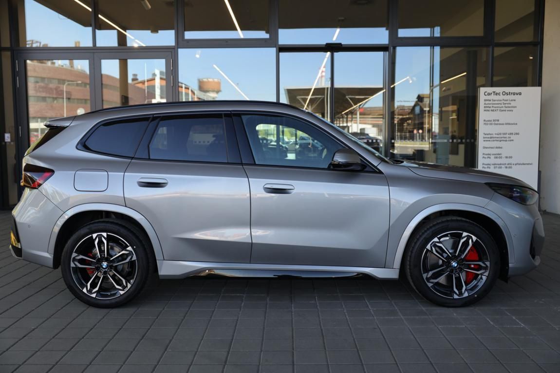 BMW X1, xDrive20d - fotka 4