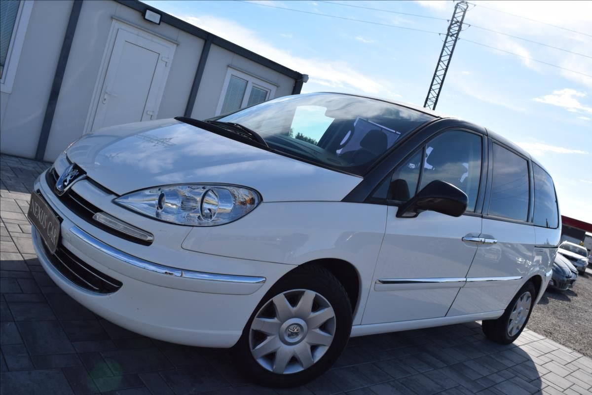 Peugeot 807, 2,0 HDI 100KW 7MÍST PO STK