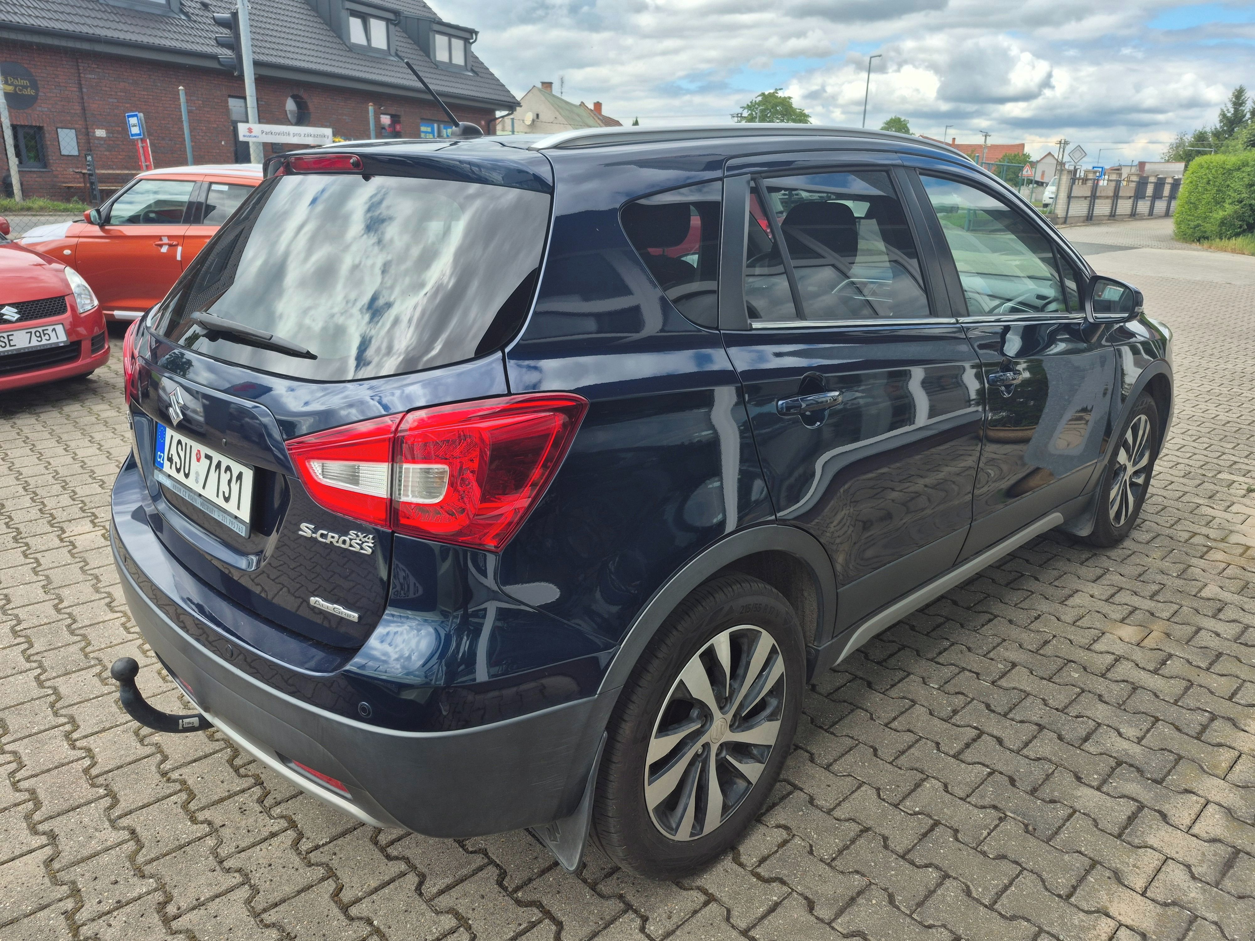 Suzuki S-Cross - fotka 5