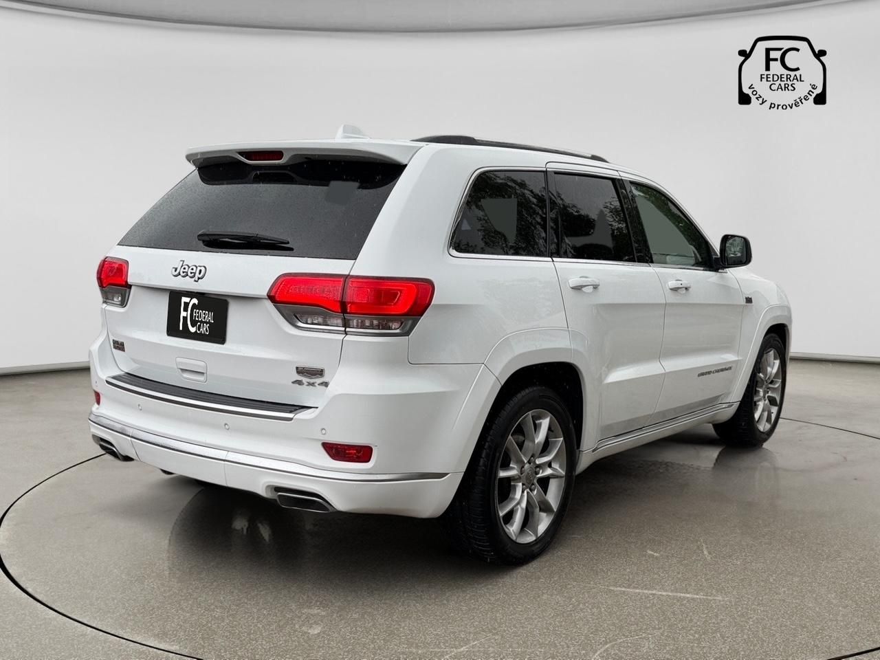 Jeep Grand Cherokee, 3,0L V6 Diesel 250k Overland 4 - fotka 5