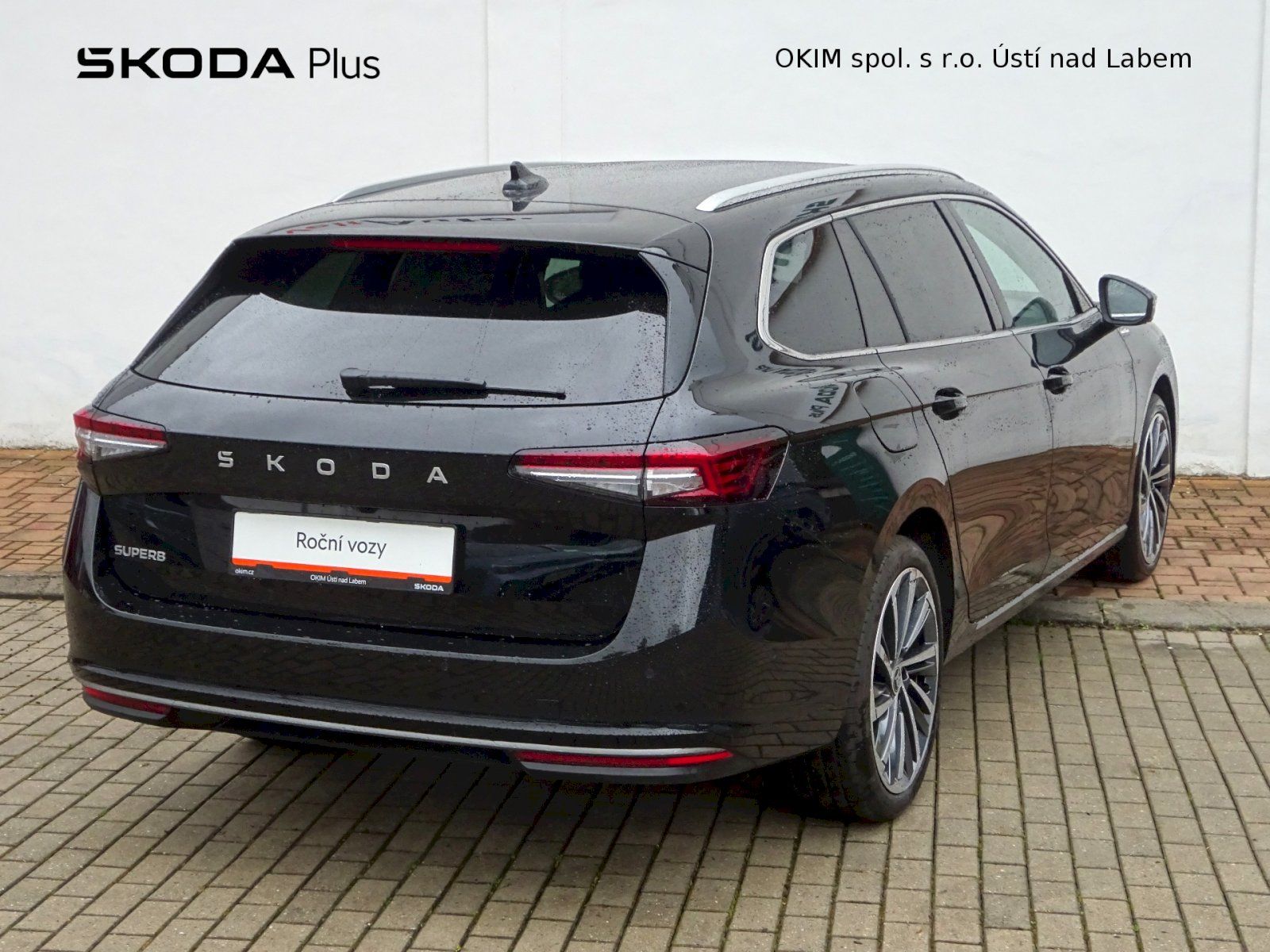 Škoda Superb, 2,0TDi / 110kW DSG L&K - fotka 2