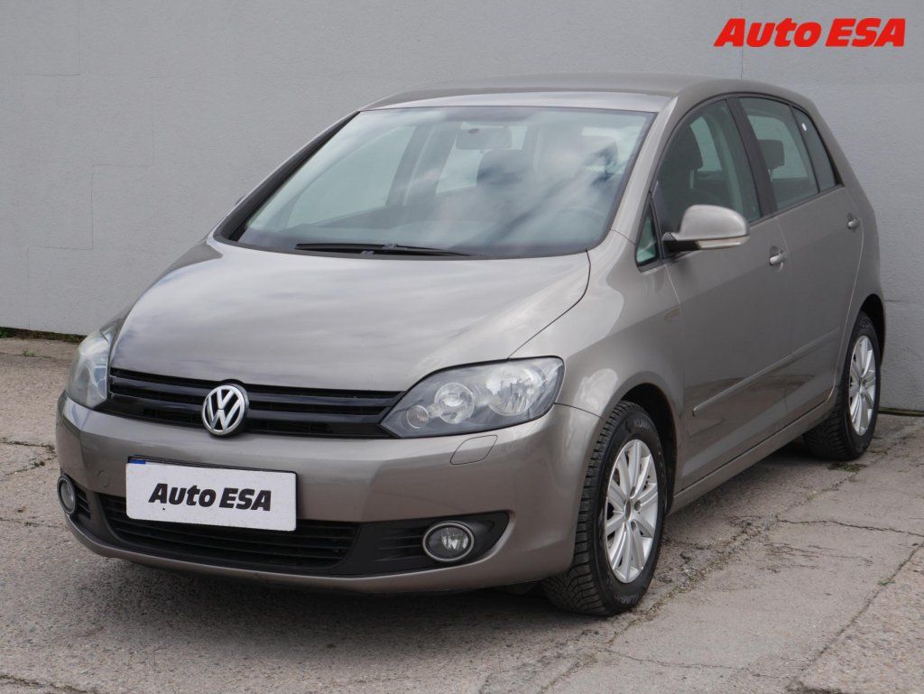 Volkswagen Golf Plus, 1.6 TDi,ČR,autoAC,temp - fotka 3