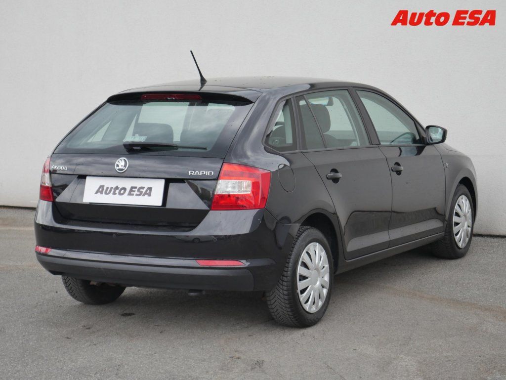 Škoda Rapid, 1.6TDi - fotka 4