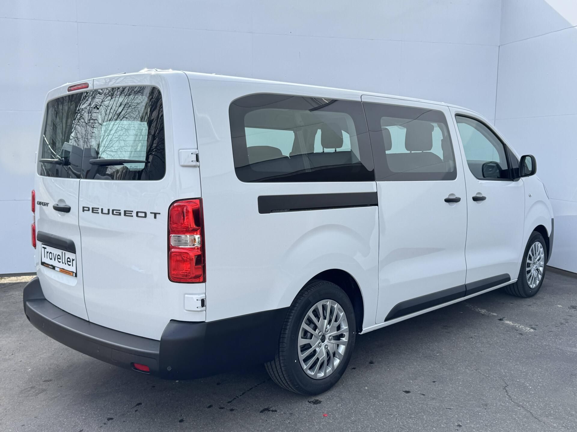 Peugeot Traveller, Combi Long 2.2 BlueHDi S&S EAT - fotka 3