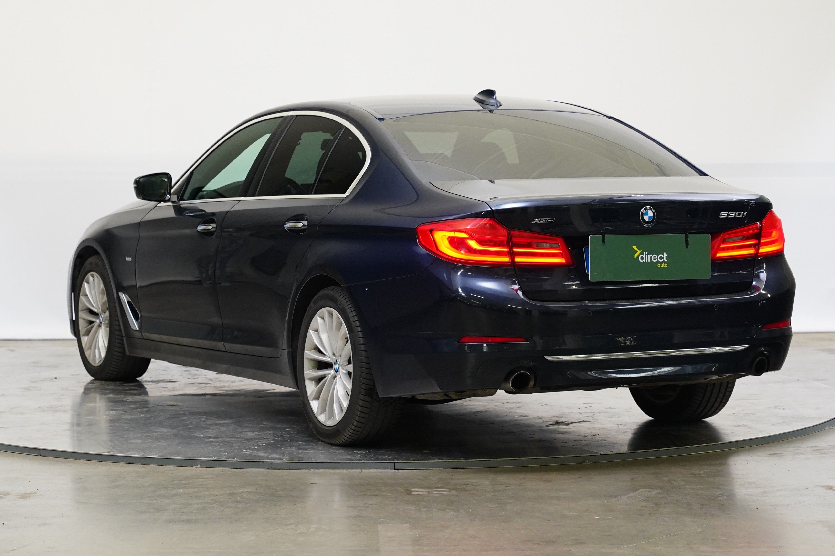BMW Řada 5, 2.0 xDrive 185 kW - fotka 4